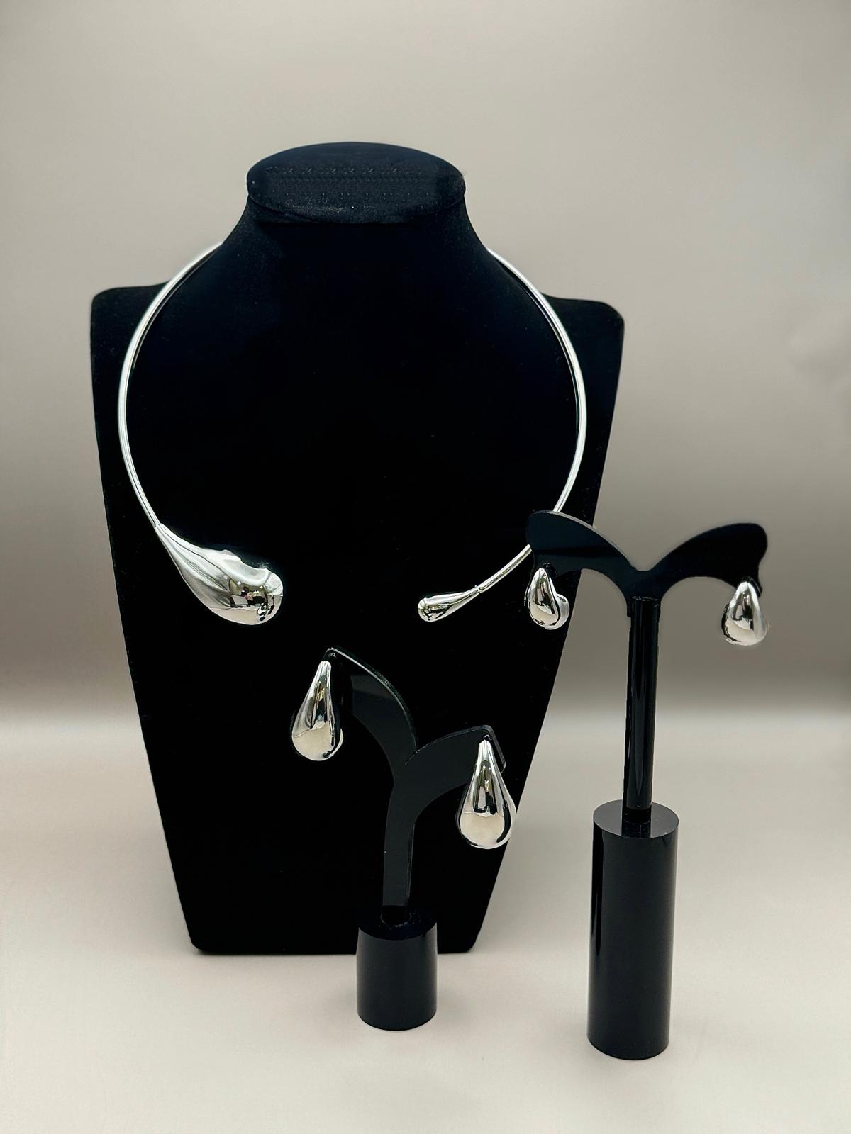 Teardrop Elegance Jewelry Set